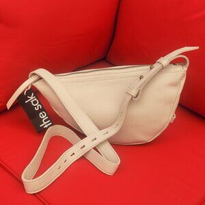 THE SAK TESS SLING LEATHER PURSE – SMALL